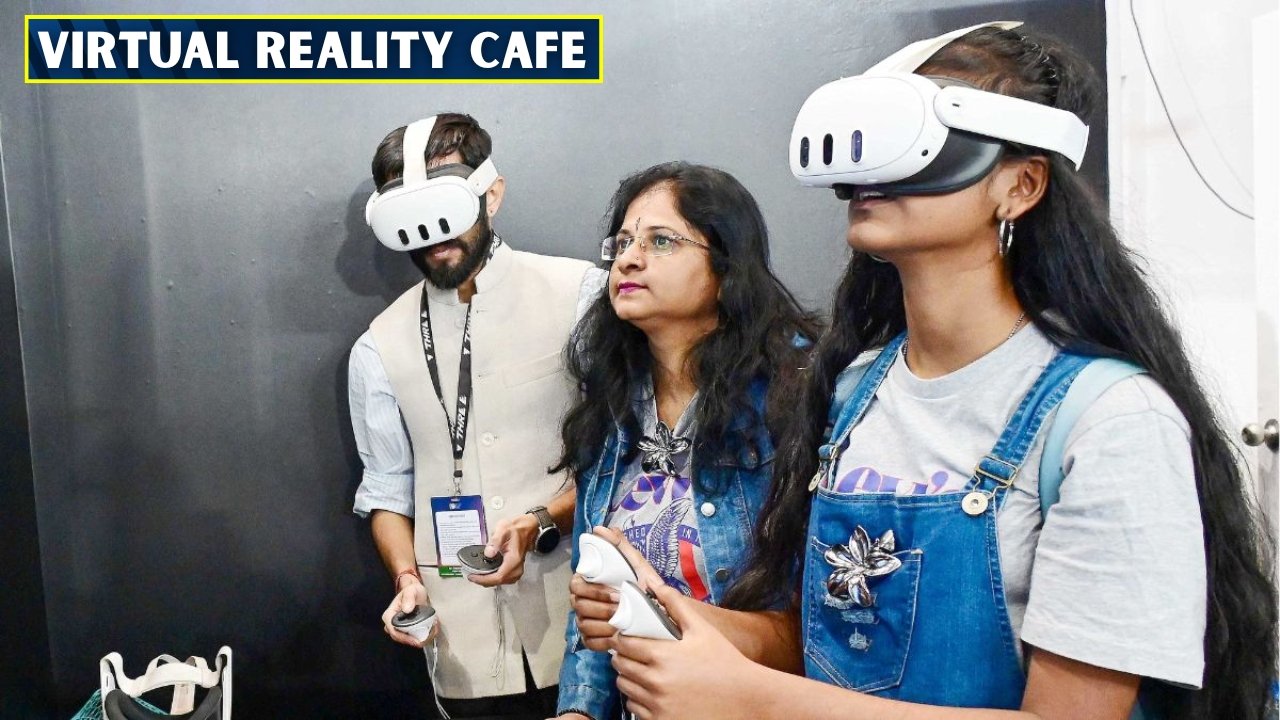 Virtual Reality Cafe